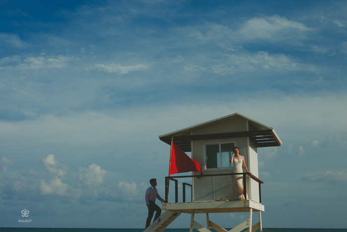 Almudena + Gilberto | Beach Trash the Dress  Photography| Playa del Carmen