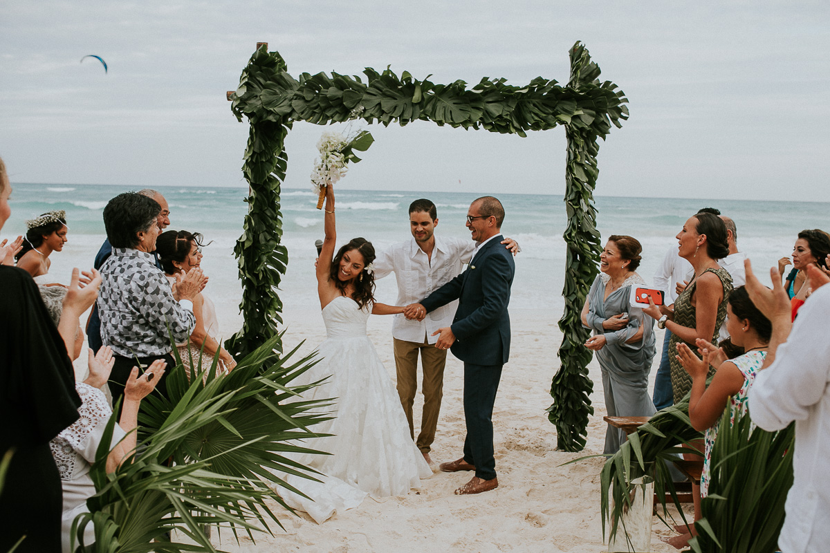 Akiin Beach Wedding Photographer| Claudia + Juan Carlos