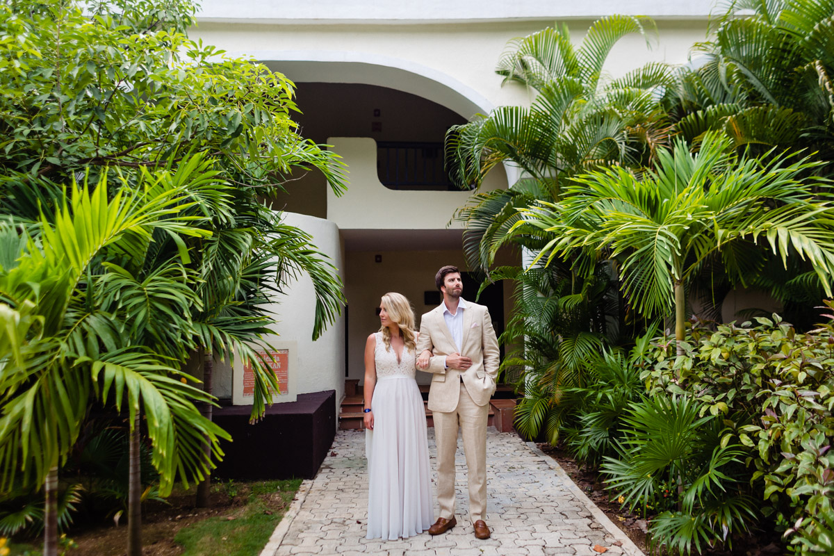 Sandos Playacar Wedding Photoshoot for U.S., Canada & U.K. Couples