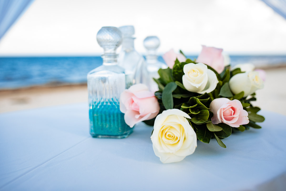 Wedding flowers Royalton Cancun