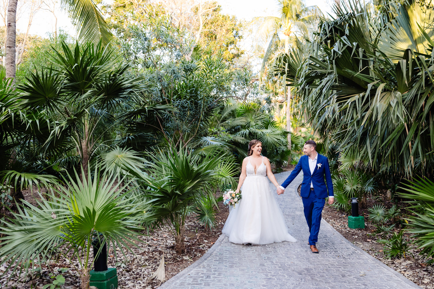 Beach Wedding in Sandos Playacar