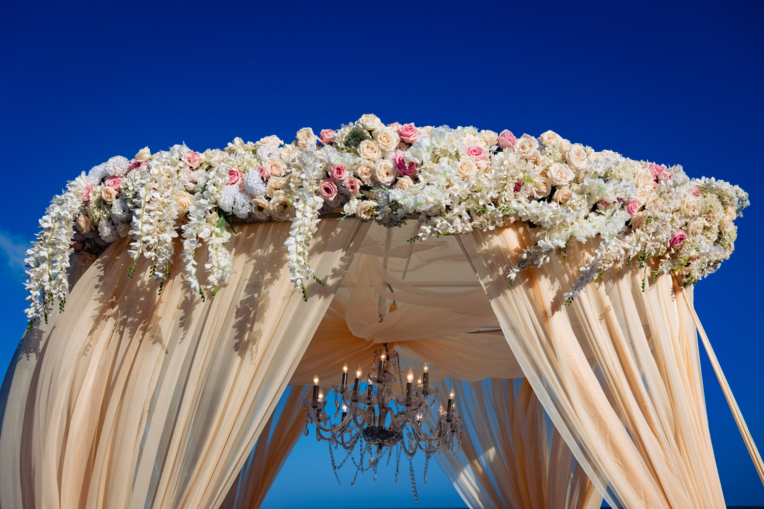Wedding Flowers Decorations ay Hard Rock Cancun