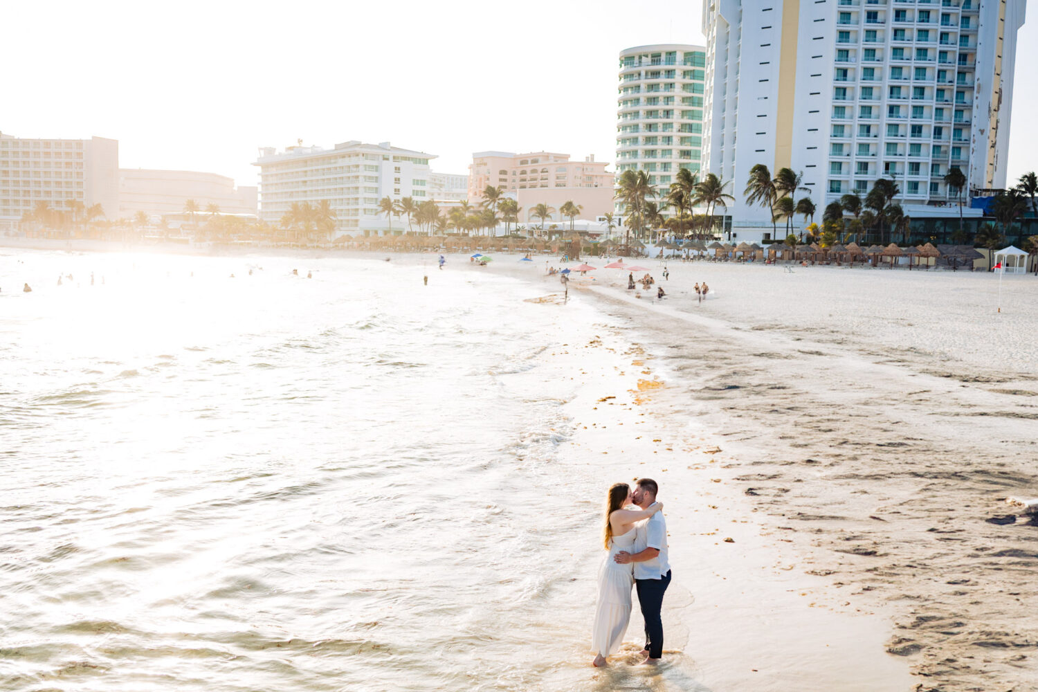 Best Engagement Photographer in Cancun 