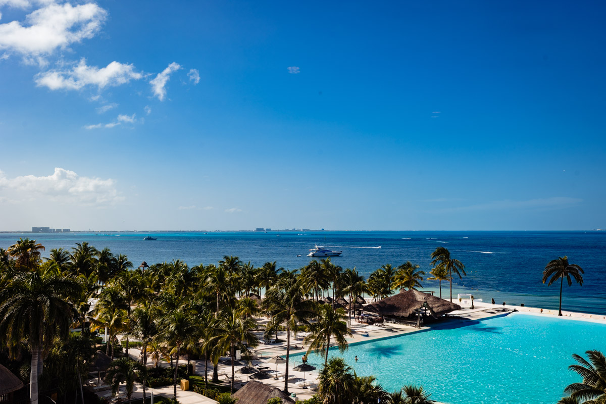 destination wedding photographer Cancún