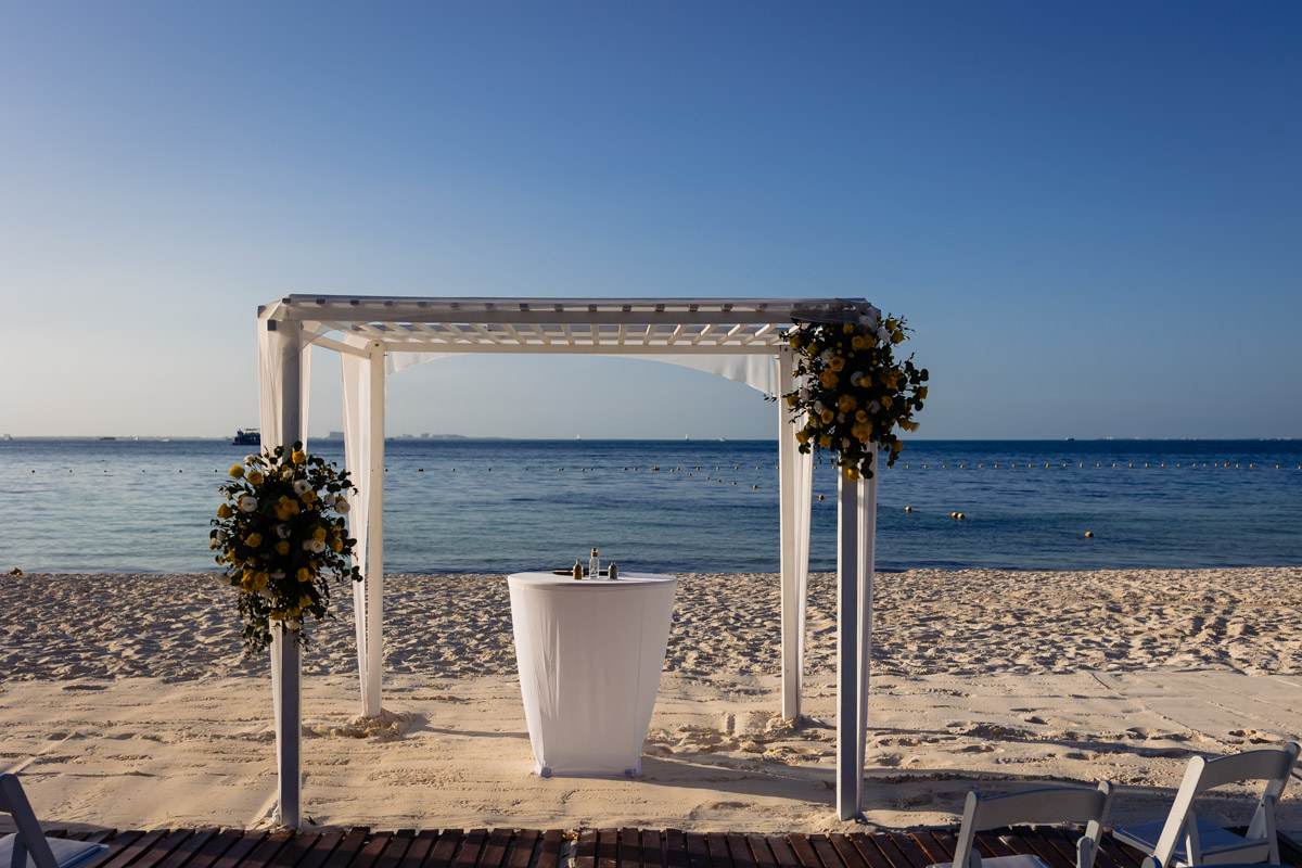 Presidente InterContinental Cancun Resort wedding