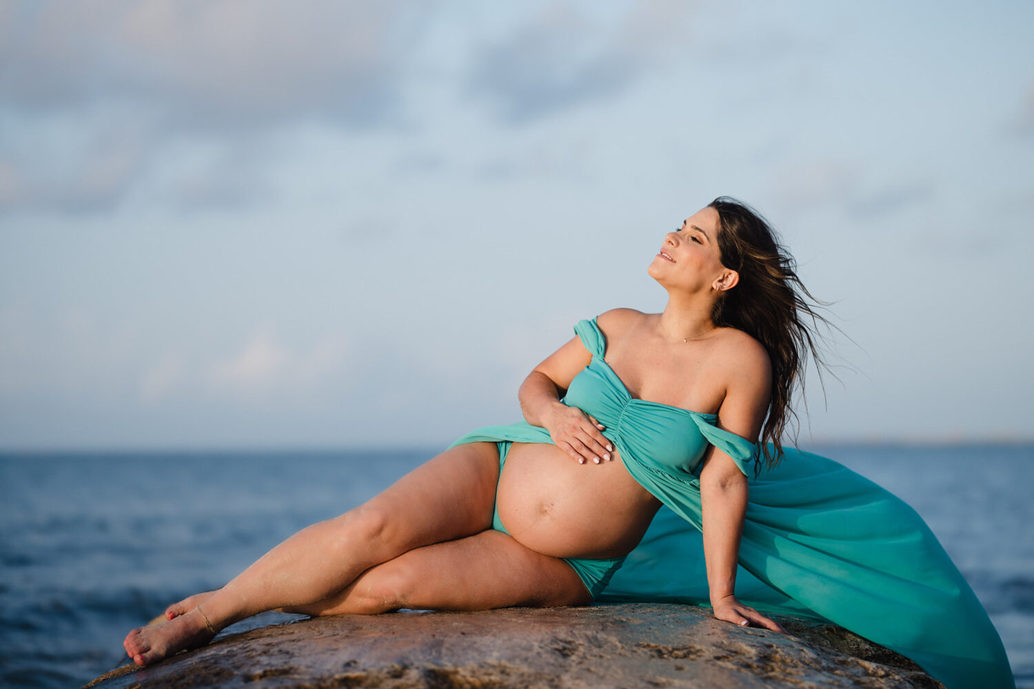 maternity photoshoot Playa del Carmen beach