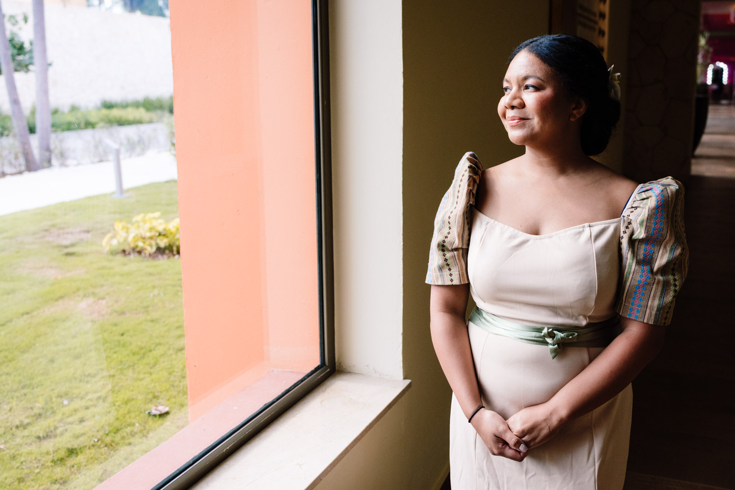 Bride in the hotel Barcelo getting ready