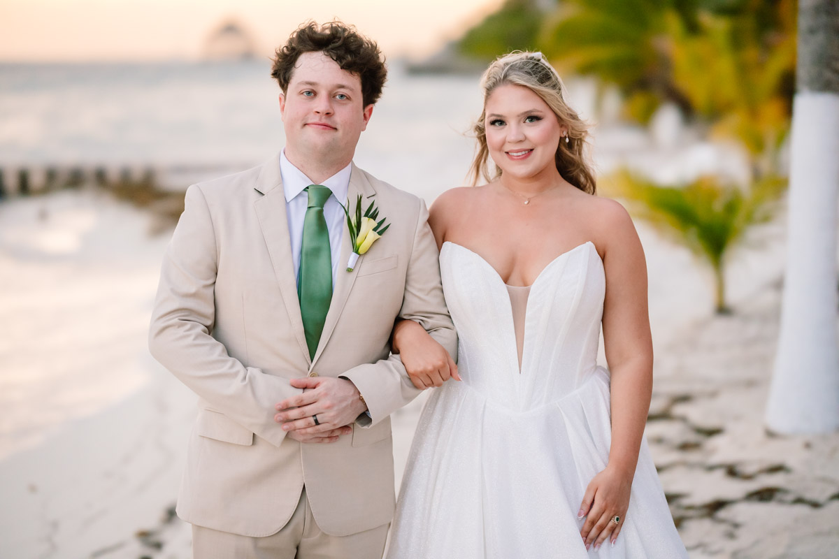 Isla Mujeres beach wedding couple portraits golden hour Mexico
