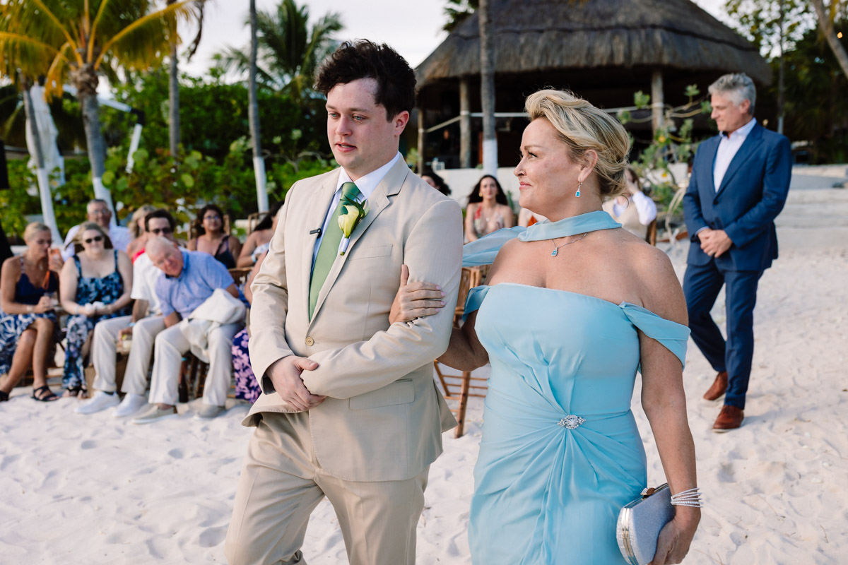 Destination wedding Isla Mujeres beach ceremony Nicole and Parker