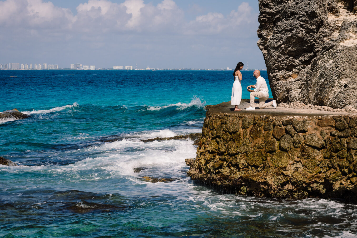 Isla Mujeres couples photographer