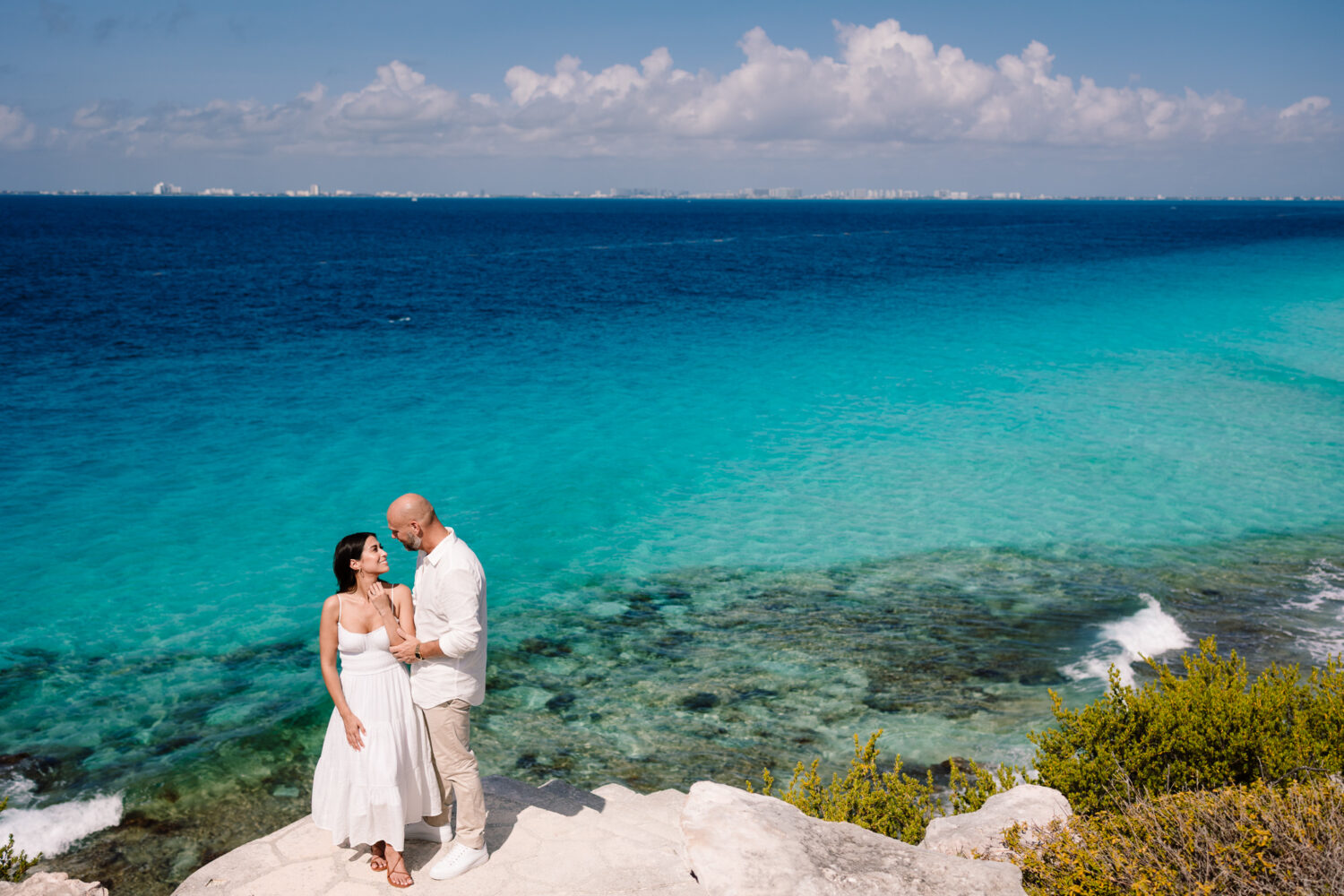 Isla Mujeres couples photographer